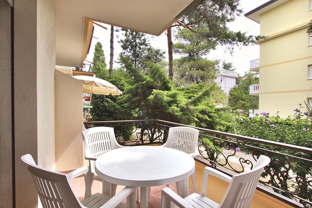 Residenza Ibsen Apartment Lignano Sabbiadoro Bilik gambar